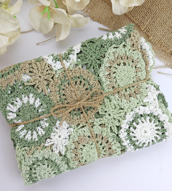 Tapete crochet Country, realizado a mano. Colores verdes