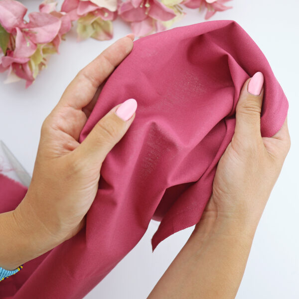 Tejido de algodón, color Frambuesa. Para combinar con textiles diseñados por Alúa Cid