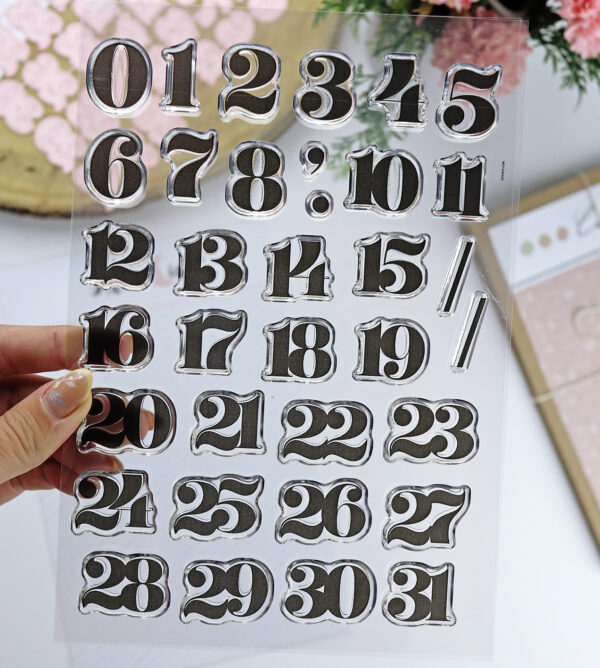 Set de sellos para crear un Calendario de Adviento. Diseño de la ilustradora Alúa