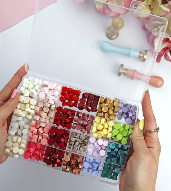 Caja 24 casillas para organización de perlas de lacre, eyeletes, botones, cuentas...