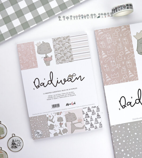 El bloc pequeño Dadivan para scrapbooking tiene un tamaño de 6x8" y es especial para proyectos pequeños. Para trabajos navideños. Ilustraciones de Alúa Cid