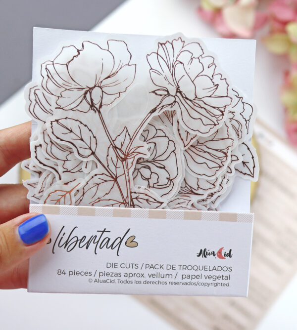 Set de troquelados Foil Vegetal Camelias, para decorar las fotos de tu álbum. 84 piezas de papel vegetal impreso con foil dorado